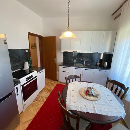 아파트 Alma Bihać
