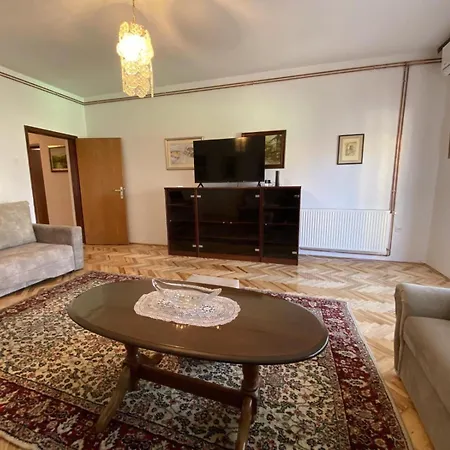 Appartement Alma *